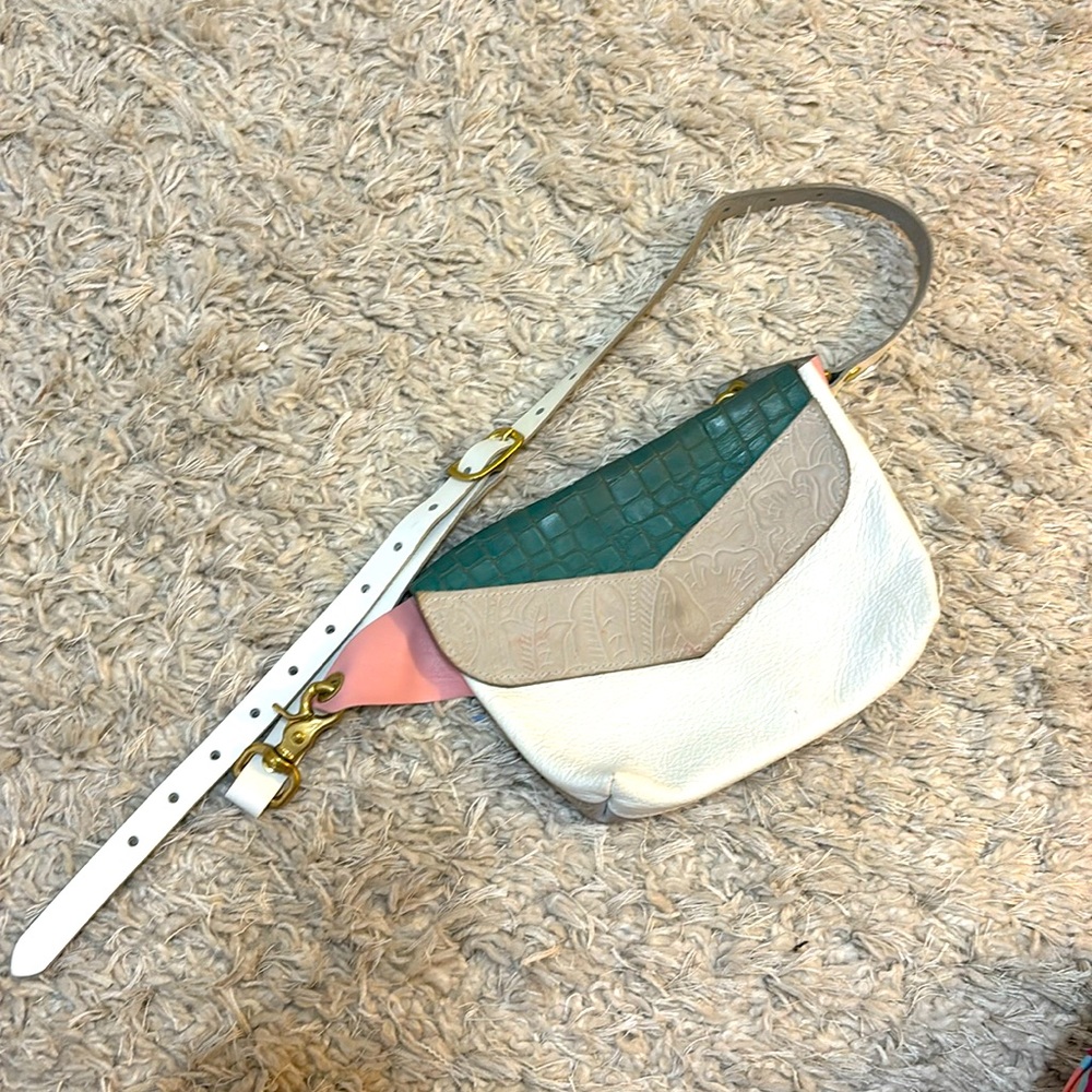 Howl + Hide "Penny" Leather Crossbody Purse